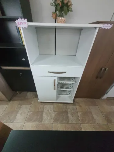 Balcão fruteira para cozinha com entrada de forno e micro-ondas