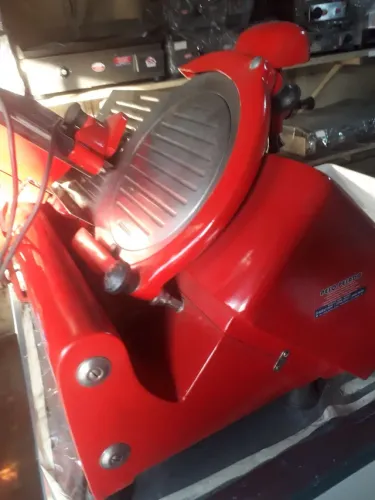 Cortador de frios filizola e moedor de carne