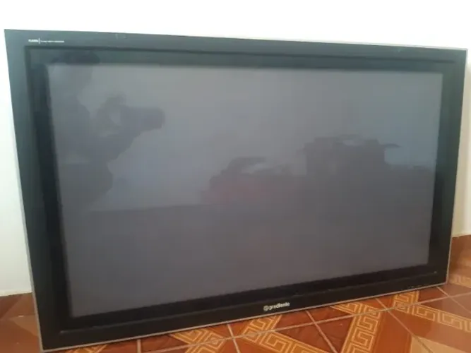 TV Plasma 42" Gradiente PLT4270 Sd Hdmi Hdtv (Retirada de Peças)
