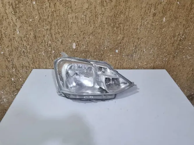 Farol direito Etios 2012/2013/2014/2015/2016/2017/2018/2019