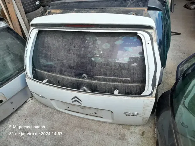 Tampa traseira Citroen C3 2004 a 2012