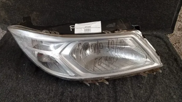 FAROL CHEVROLET PRISMA ONIX 2015