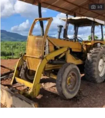 Trator Agrícola CBT 2105 com lâmina -  Pronto para o Trabalho