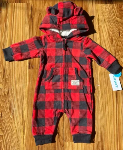 Macacão Fleece  tamanho 3 meses importado (Novo)