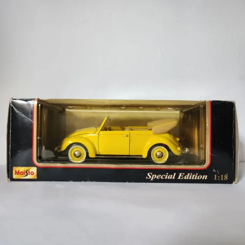 FUSCA MINIATURA MAISTO 1/18