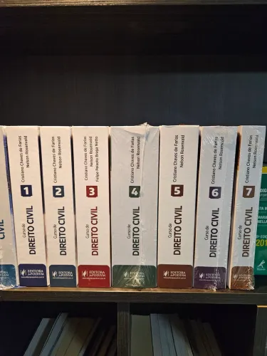 Curso de Direito Civil - Farias e Rosenvald, 9ª Ed.