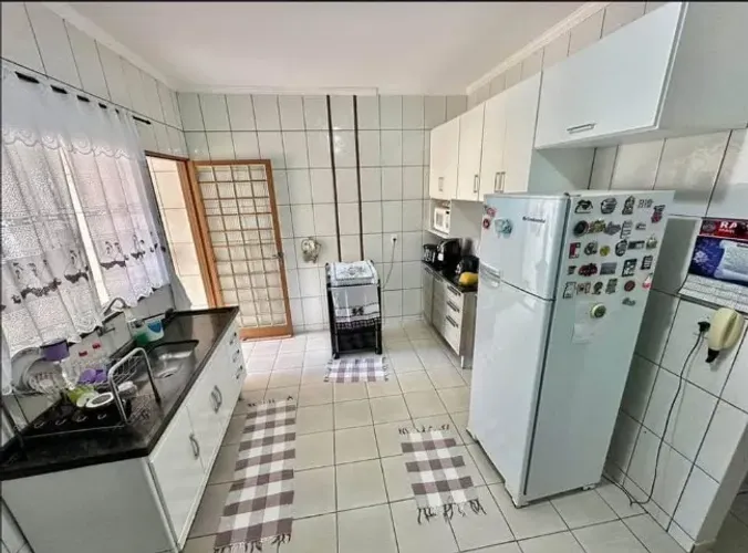 LV A venda - Kitnet espaçosa em Jardim Tropical