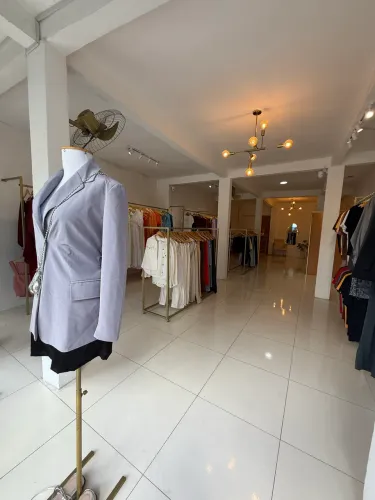 Passo Loja de roupa na principal de Tancredo Neves