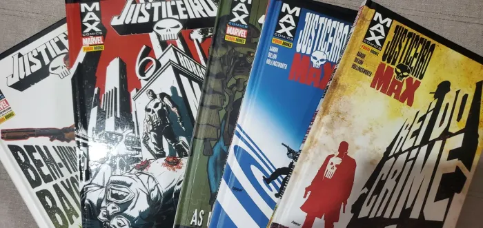 Pacote Justiceiro com 5 volumes, um autografado por Dave Johnson marvel punisher 