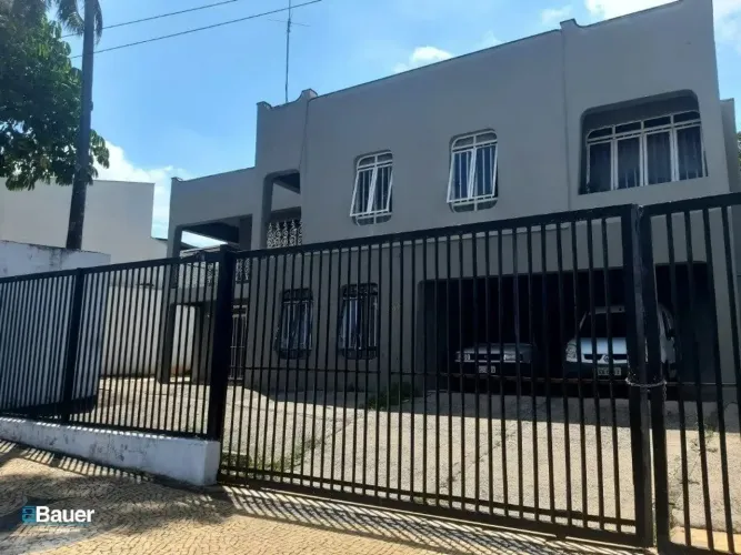 Casa para alugar na Vila Industrial, 473,81m², 8 salas, 10 vagas