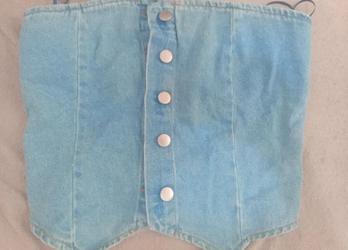 Blusa jeans tomara que caia