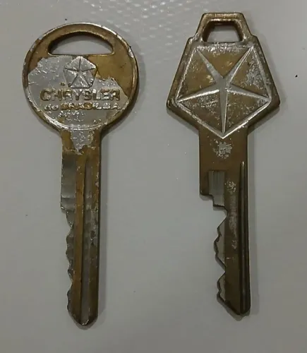 Chaves antigas Chrysler - Antigas e Raras