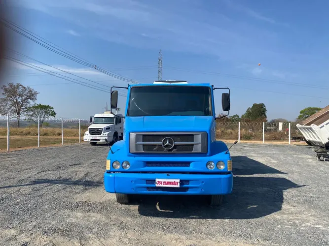 Mercedes 1620 caçamba 2001 