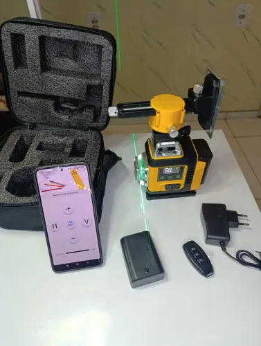 nivel a laser 16 linhas 2 baterias contole no celular