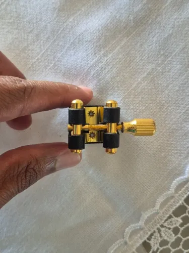 Braçadeira Saxofone/Clarinete