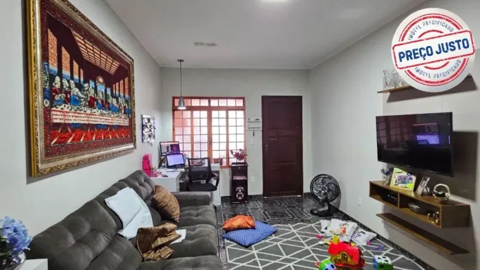 Casa tipo para venda em Jardim Aeroporto III com 2 quartos, 135m²