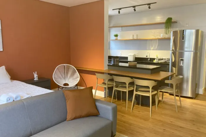 Apartamento Mobiliado à venda em Florianópolis.
