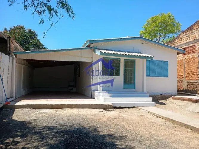 Imóvel exclusivamente residencial 74 m²  2 quartos Sozinha no  pátio - Alvorada - RS