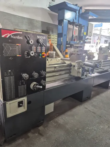 Torno Nardini Nodus 325