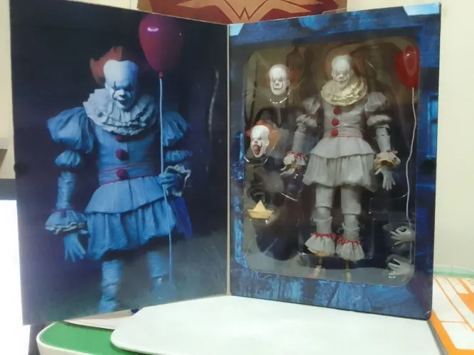 Miniatura Articulada do Pennywise.