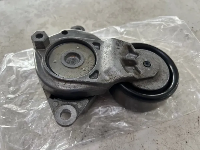 Tensor Correia do alternador Toyota Etios 1.3/1.5