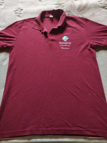 Camisa pólo Estácio Engenharia Mecânica.