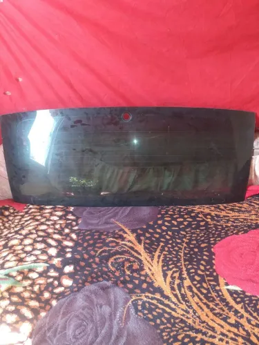 Vidro traseiro palio atractiva