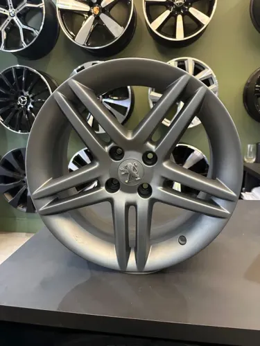 Rodas Peugeot 308 e 408 aro 17 Liga leve original 2013/2014
