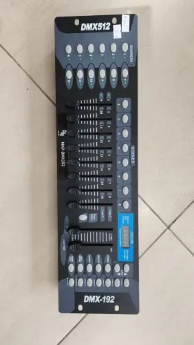 Mesa de Som DMX 192 Canais