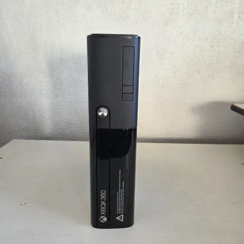 Xbox 360 Super Slim Desbloqueado RGH 1TB