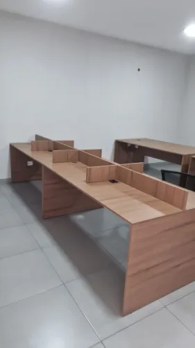 Mesa de estação de trabalho