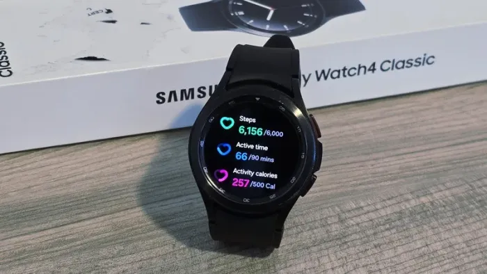 Galaxy Watch4 Classic 42mm Preto (Bluetooth) em excelente estado.