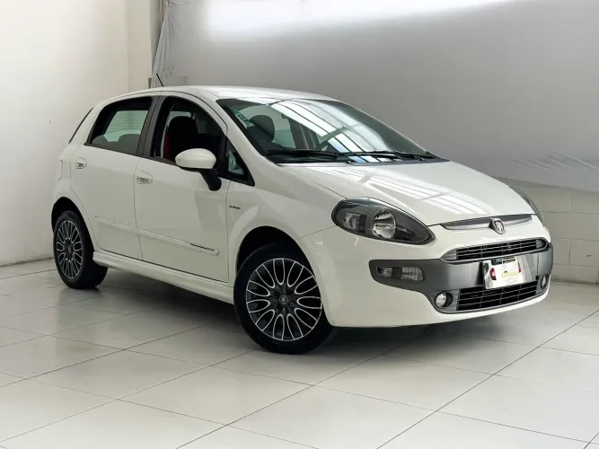 Fiat Punto Sporting Dualogic 1.8 Flex 16V 5P 2013