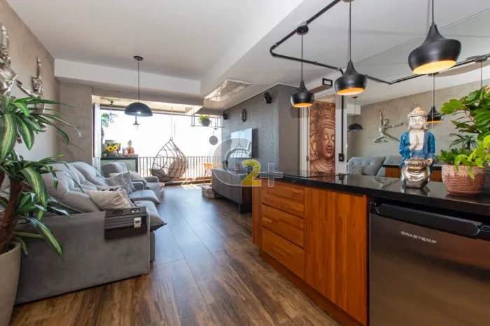 Apartamento á venda na Vila Madalena, 2 quartos, 1 suíte, 1 vaga de garagem
