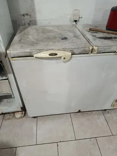 Freezer 2 portas usado 550 L 