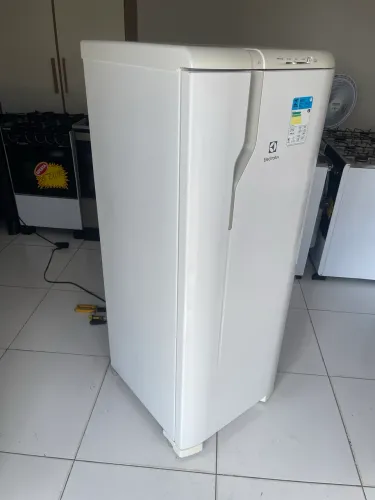Geladeira Eletrolux RE31 2