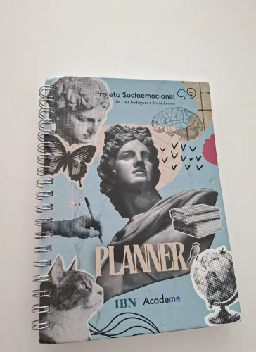 Livro projeto socioemocional. Produto- usado 