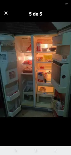 Geladeira LG duas portas <br>2.000 whatsapp * 