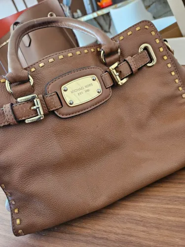 Bolsa Michael Kors Original em Couro - Cor Caramelo