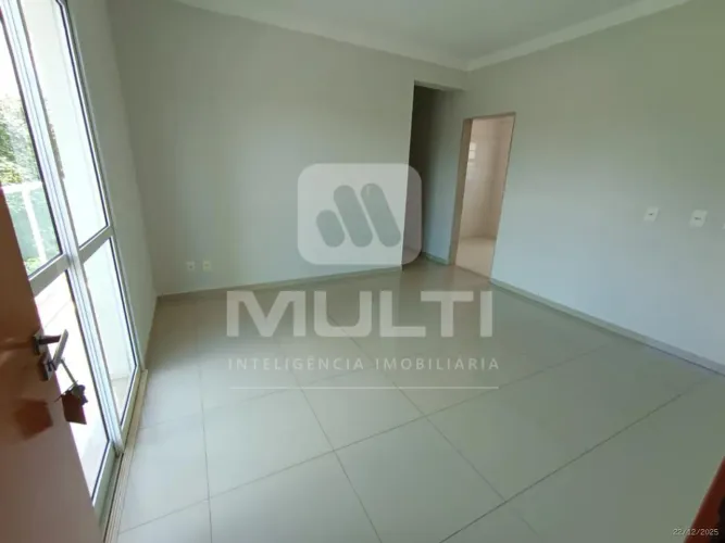 Apartamento - JARAGUA
