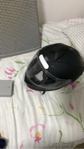 Capacete muito novo