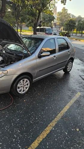 Fiat Palio HLX 1.8 MPI Flex 8V 4P 2004