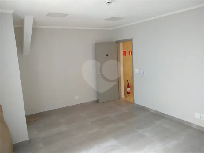 Salas com 1 quartos para locação em Pinheiros - SP