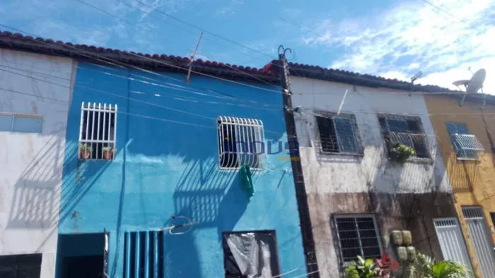 Apartamento com 2 dormitórios à venda, 50 m² por R$ 85.000,00 - Floresta - Fortaleza/CE