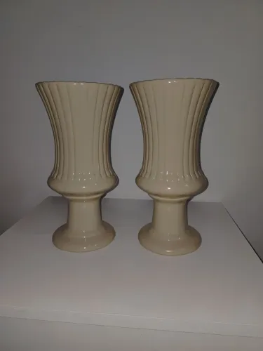 2 vasos grandes de cerâmica