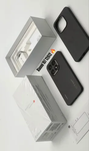 Xiaomi 15T 512/12- Preto Dourado 