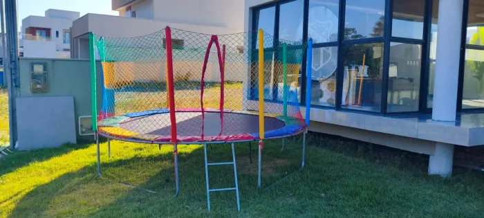 Pula pula algodão doce pipoca