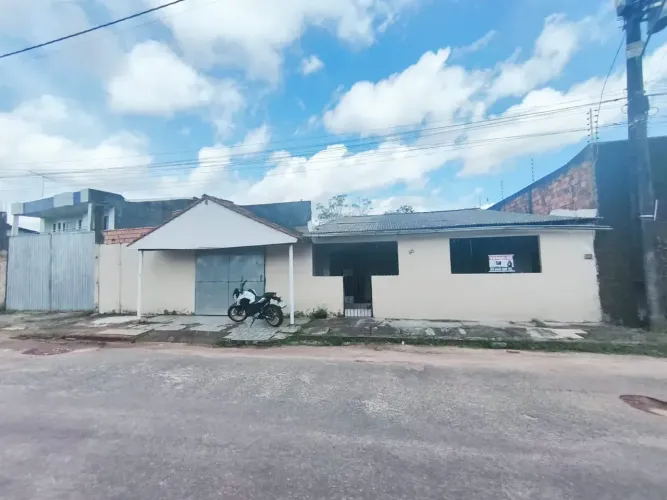 Imóvel para venda possui 250 metros quadrados com 3 quartos em Mirizal - Marituba - PA