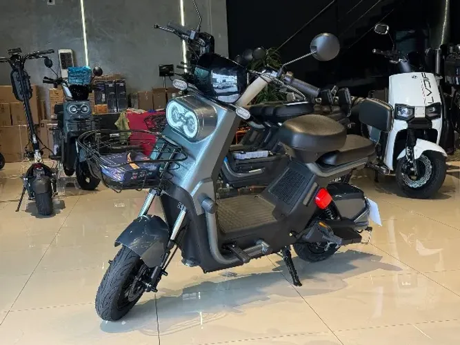 Scooter E2Bike 1000W automomia de até 60km 