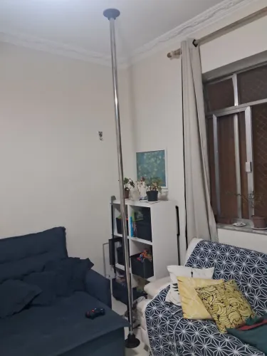 BARRA DE POLE DANCE AJUSTÁVEL POR PRESSÃO 2,80M